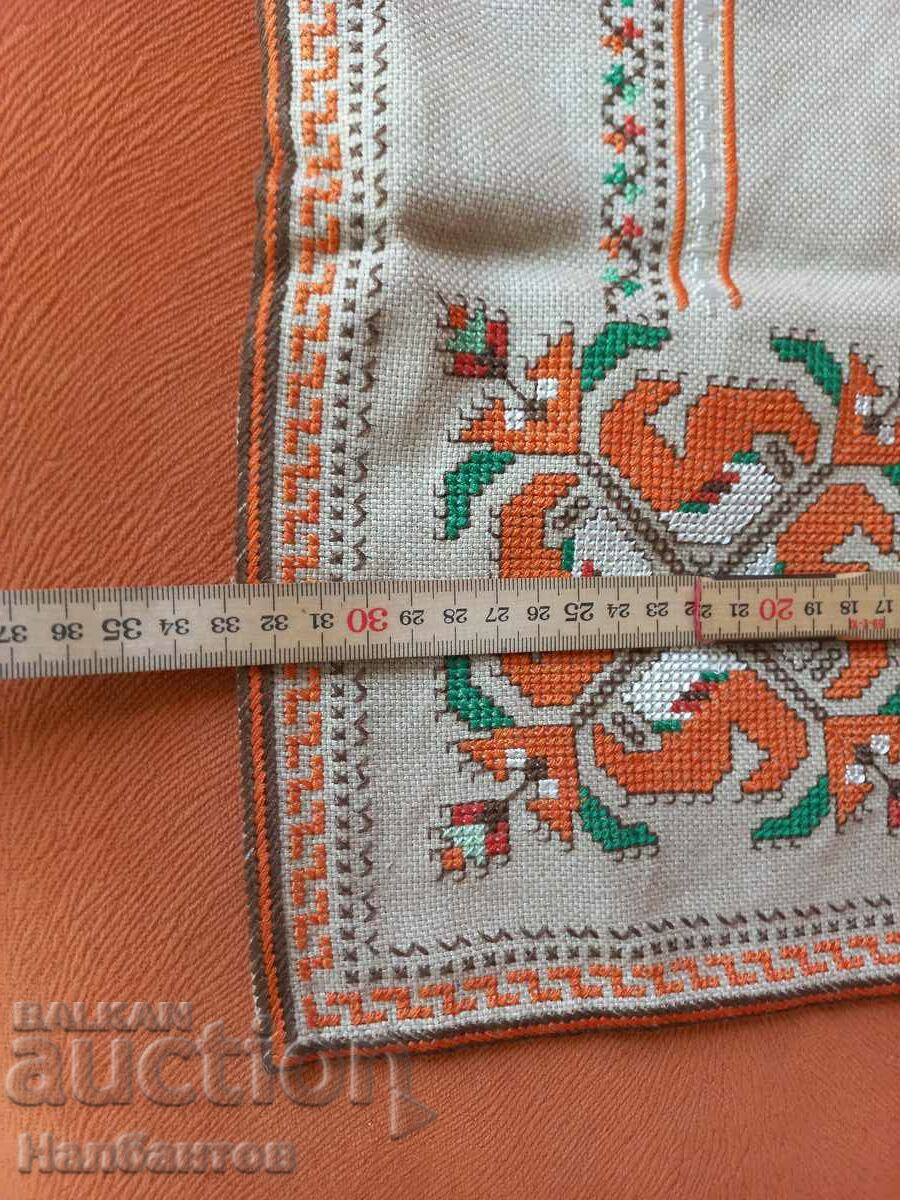 OLD HAND EMBROIDERED CHECK BLANKET with price 40.00 BGN | € 20.45 OLD HAND EMBROIDERED CHECK BLANKET with price 40.00 BGN | € 20.45