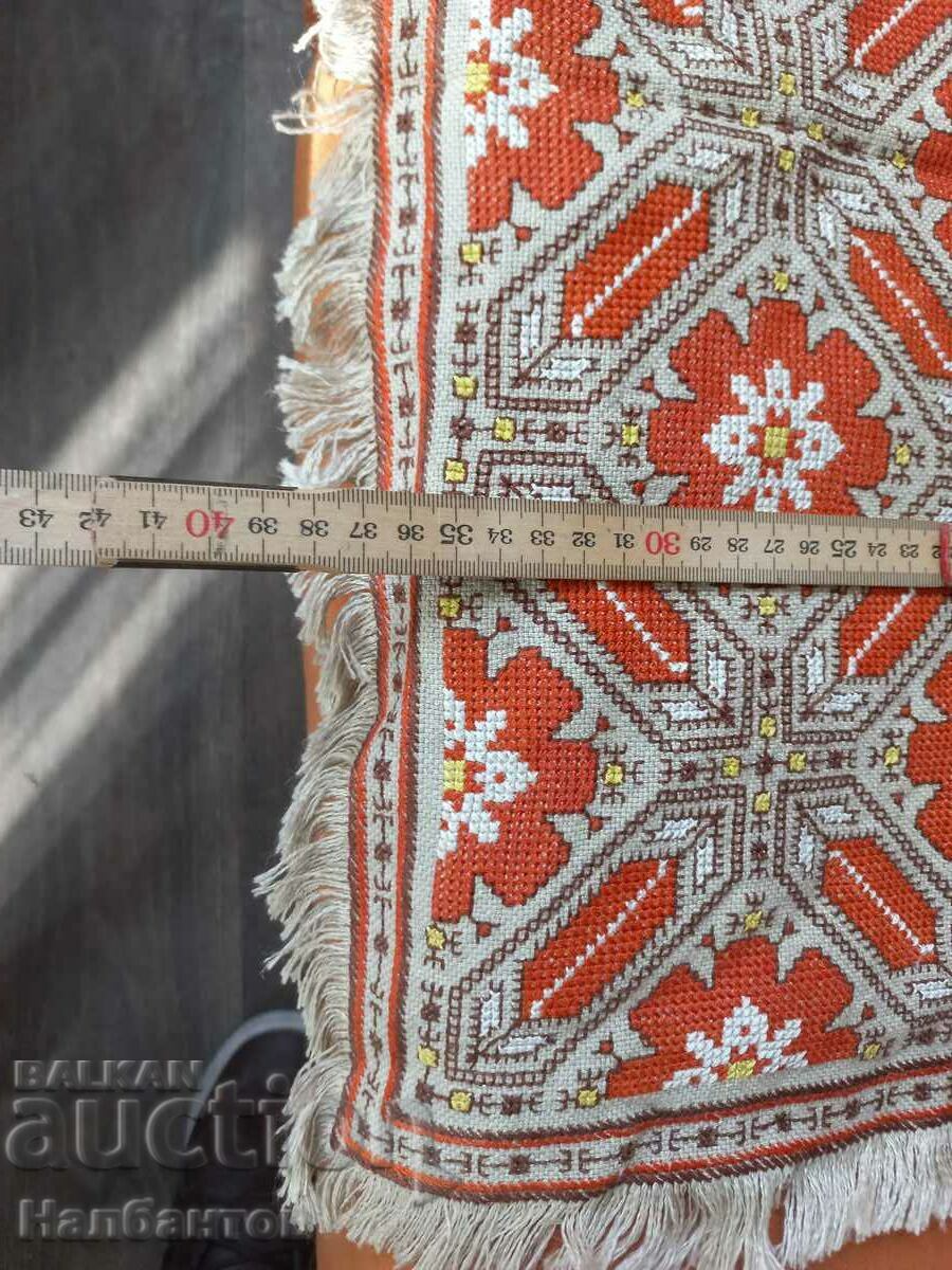 Auction OLD HAND EMBROIDERED CHECK Auction OLD HAND EMBROIDERED CHECK