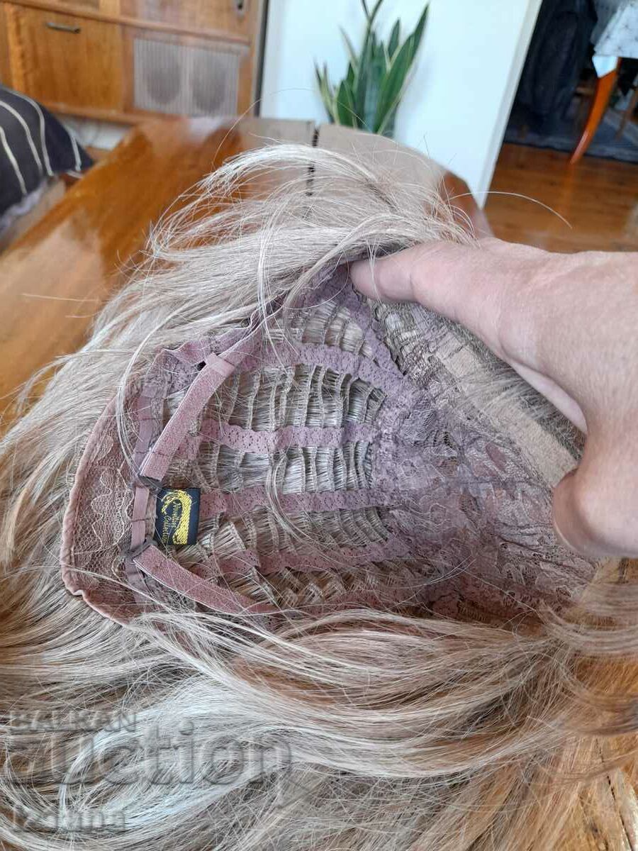 Delivery of An old wig Delivery of An old wig