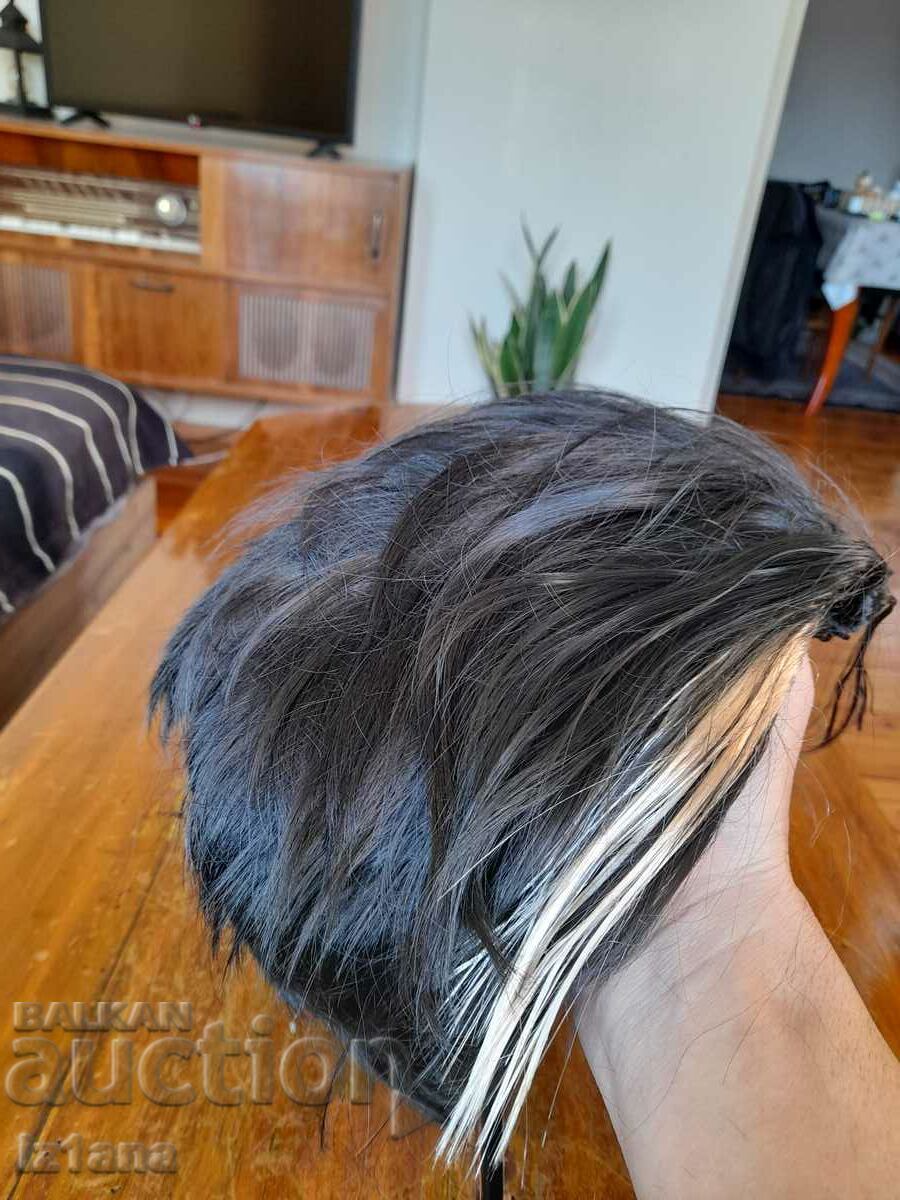 An old wig with price 27.00 BGN | € 13.80 An old wig with price 27.00 BGN | € 13.80