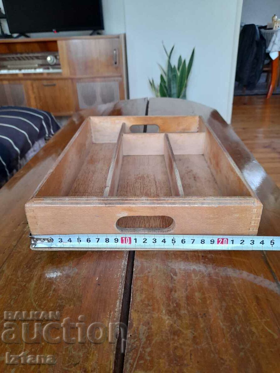 Δημοπρασία Κουτί για μαγειρικά σκεύη Δημοπρασία Κουτί για μαγειρικά σκεύη