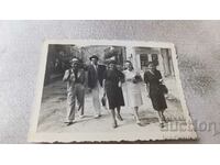 Photo Lovech Two men and three women on the street