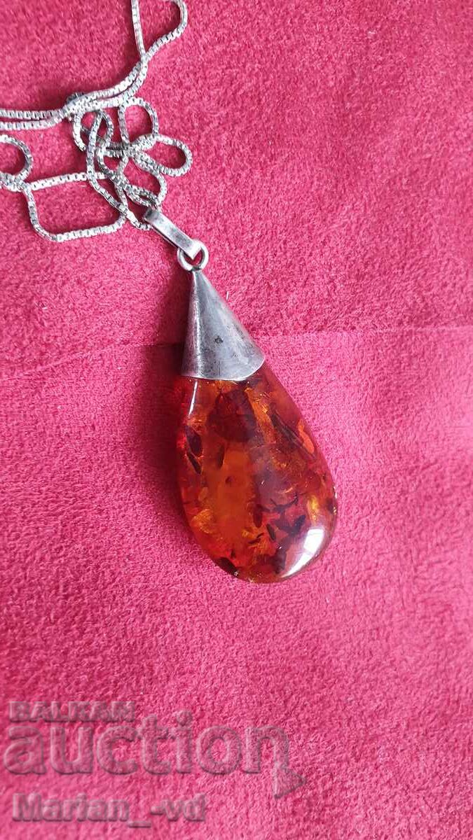 Amber pendant with silver fittings and silver chain - 7 Amber pendant with silver fittings and silver chain - 7