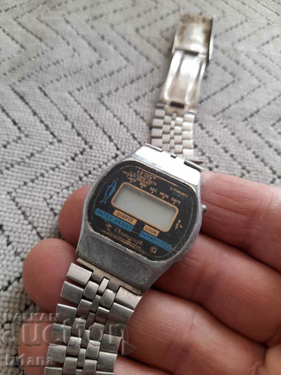 Old electronic Levis watch with price 18.00 BGN | € 9.20 Old electronic Levis watch with price 18.00 BGN | € 9.20