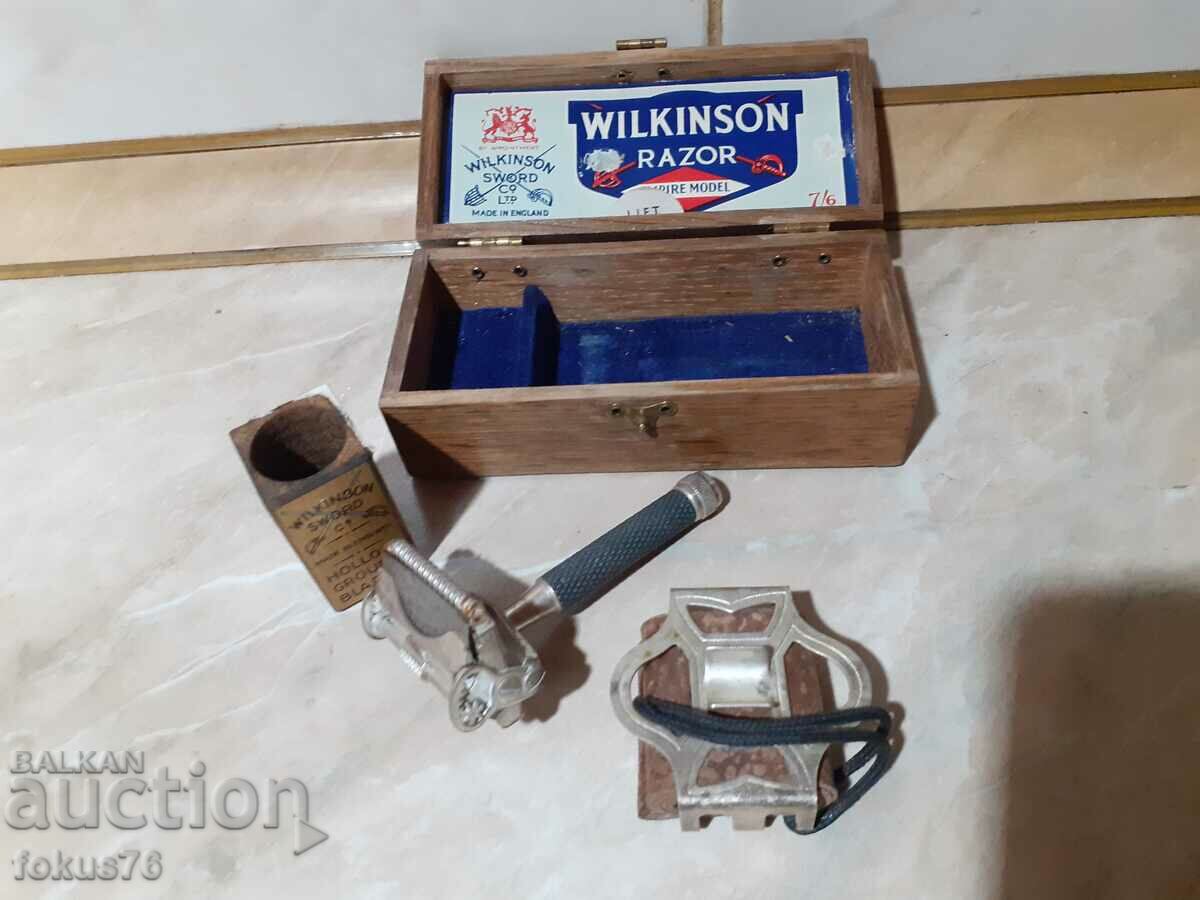 Auction Wilkinson - Old English collectible razor Auction Wilkinson - Old English collectible razor