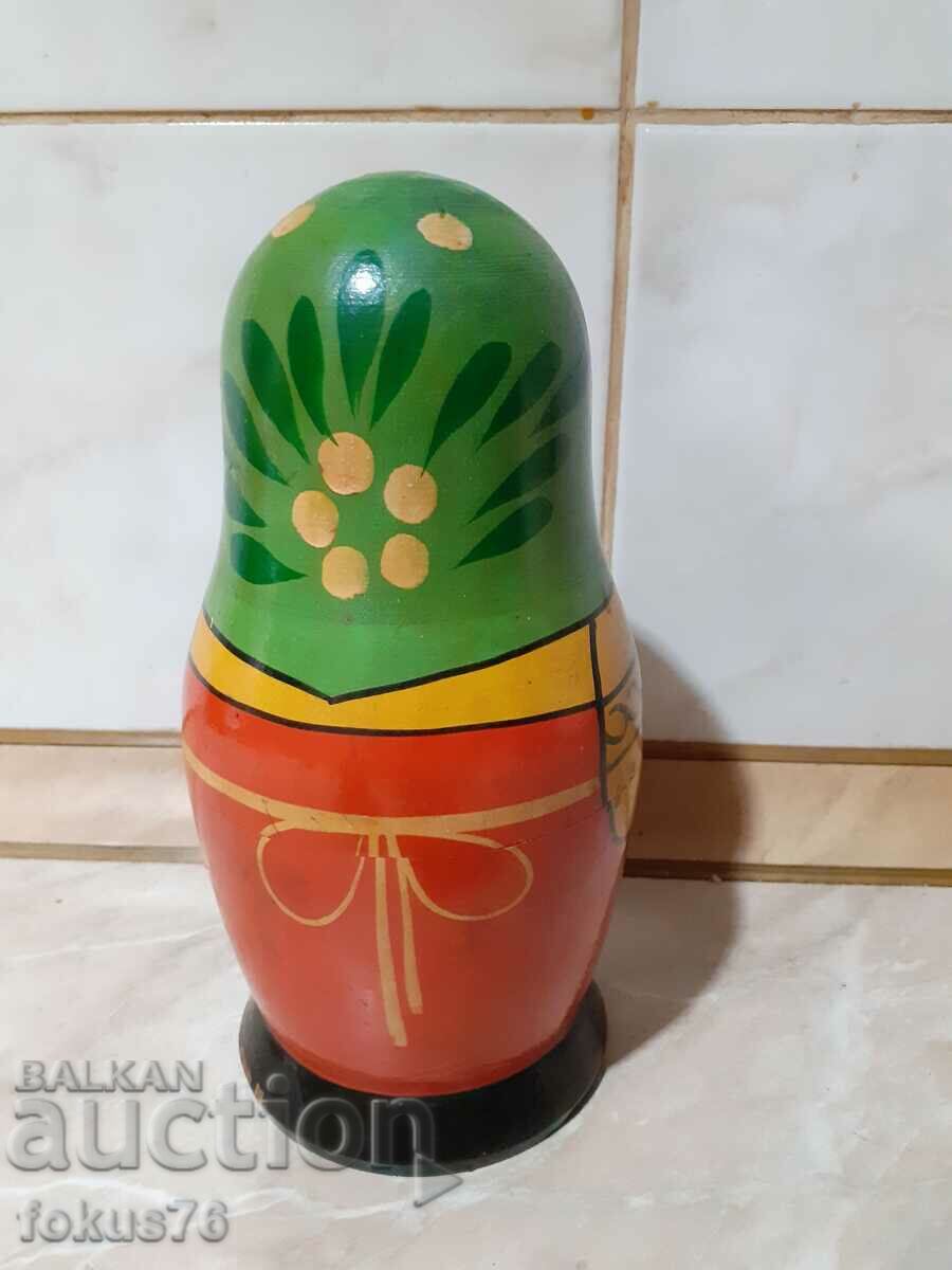 Auction Old Russian matryoshka doll 4 pcs Auction Old Russian matryoshka doll 4 pcs