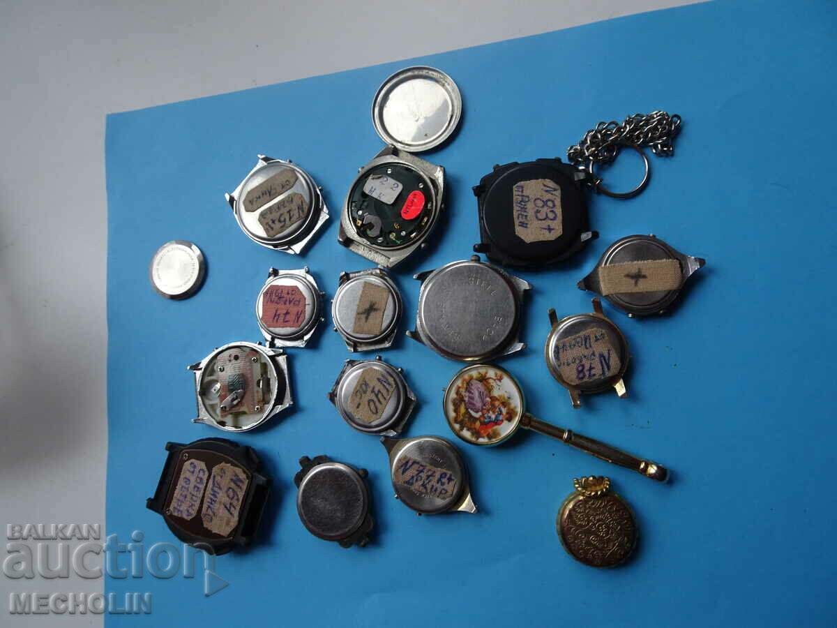 Auction  LOT OF QUARTZ electronic watches