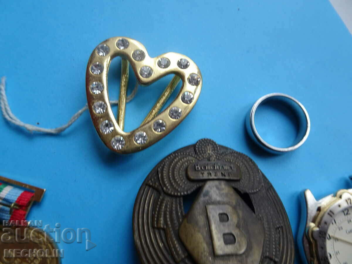 Delivery of A LOT for everyone, something for everyone Delivery of A LOT for everyone, something for everyone