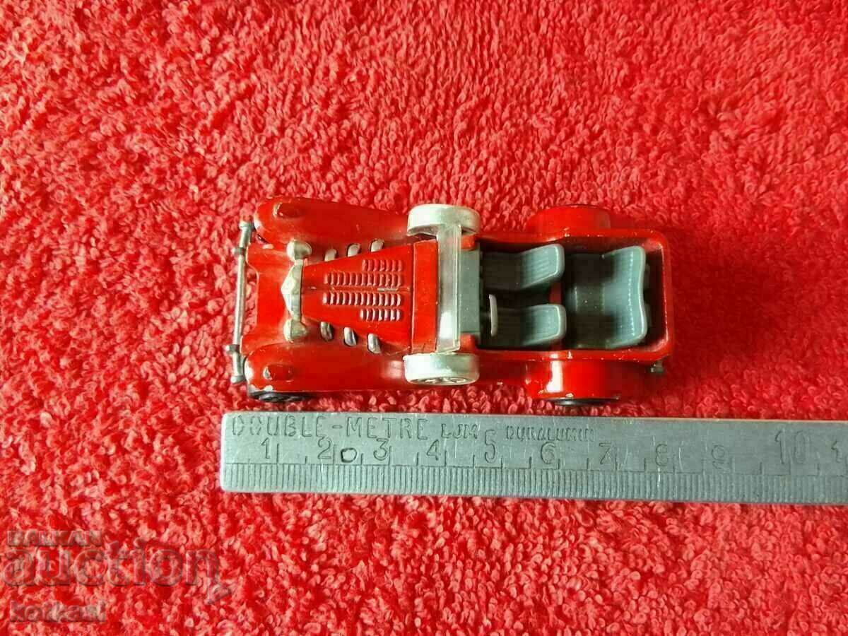 Mașină veche din metal Model Majorette France Excalibur 1/56