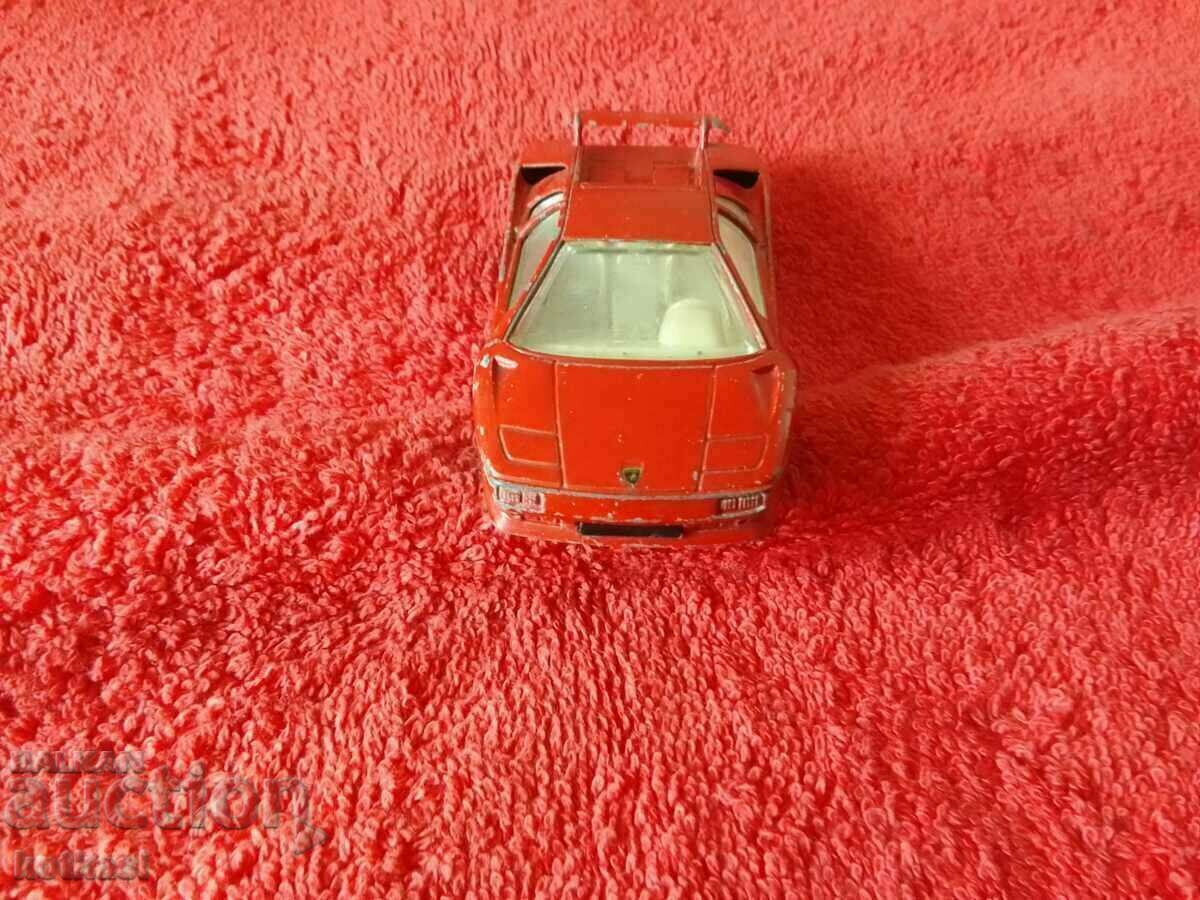 Auction Old metal car Italy burago Lamborghini Diablo 1/43 Auction Old metal car Italy burago Lamborghini Diablo 1/43