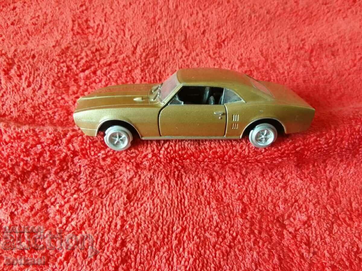 Old Welli China 1967 Pontiac Firebird Metal Car cu preț 15.50 BGN | € 7.93 Old Welli China 1967 Pontiac Firebird Metal Car cu preț 15.50 BGN | € 7.93