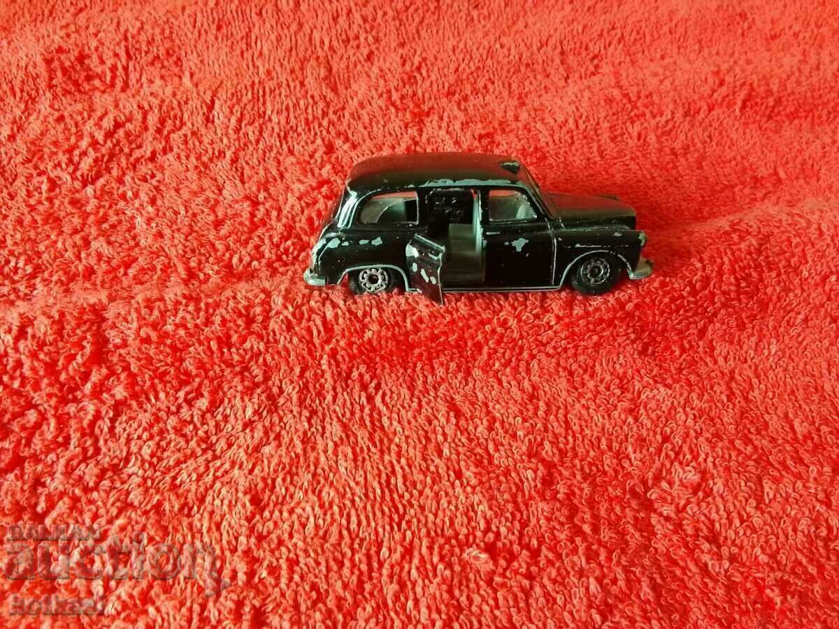 Old Matchbox 1986 1/60 Macau Taxi Metal Car - 5