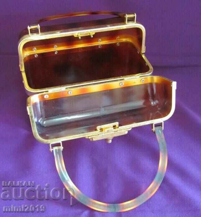 40's Original Women's Bag Bakelite and Bronze with price 240.00 BGN | € 122.71 40's Original Women's Bag Bakelite and Bronze with price 240.00 BGN | € 122.71