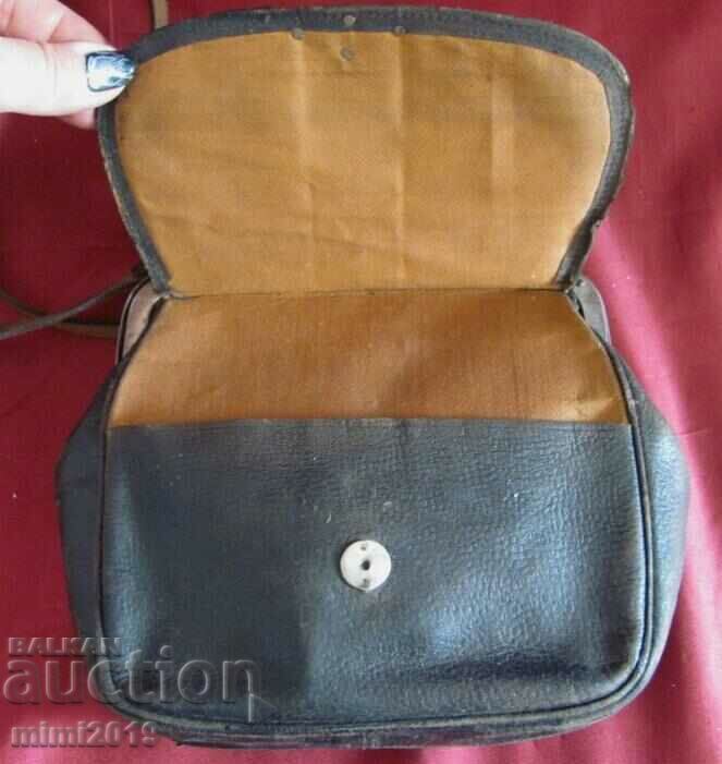 30's Leather Small Monogram Women's Bag - 6 30's Leather Small Monogram Women's Bag - 6