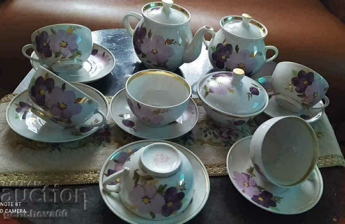 Beautiful vintage tea set Dovbyshevski FZ