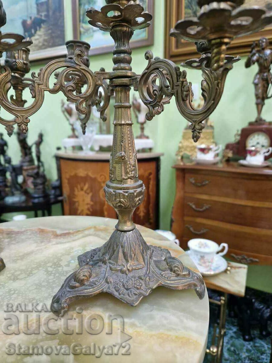 A pair of beautiful antique French bronze candlesticks - 5 A pair of beautiful antique French bronze candlesticks - 5