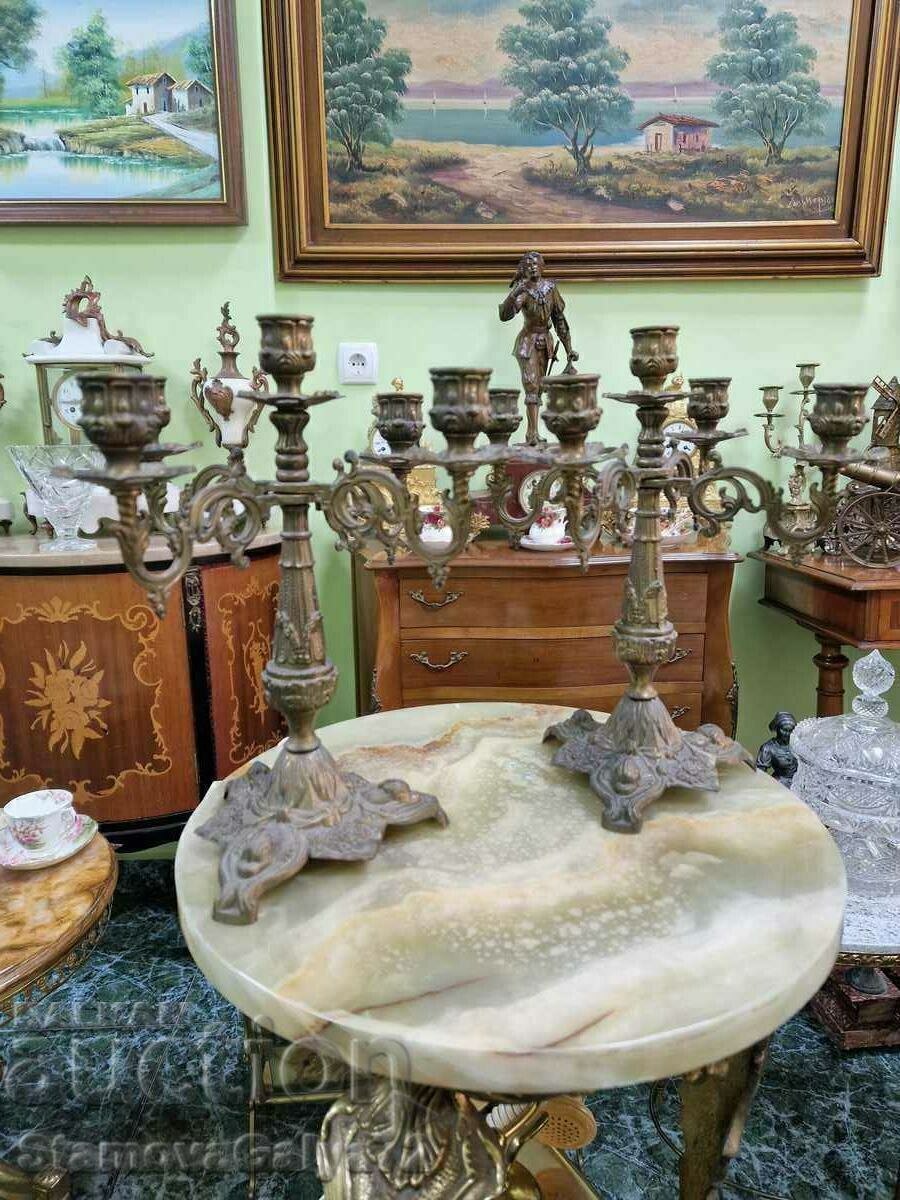 A pair of beautiful antique French bronze candlesticks - 7 A pair of beautiful antique French bronze candlesticks - 7