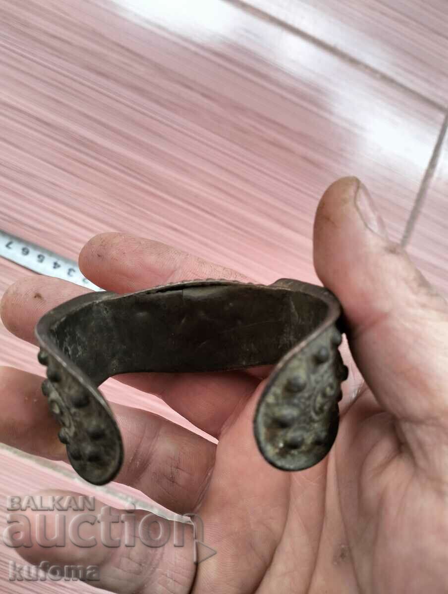 Delivery of Slingshot