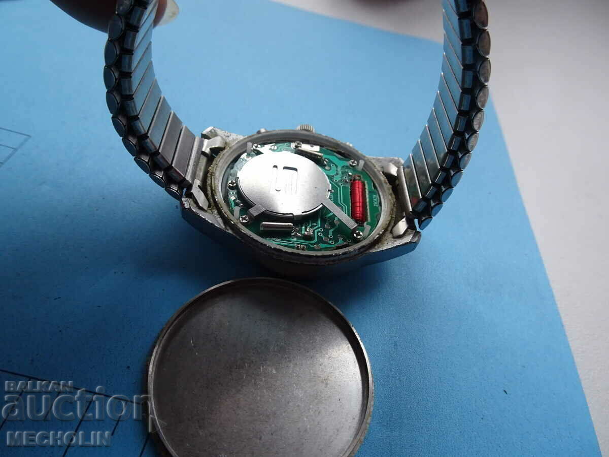 CLOCK time piece radio control - 6 CLOCK time piece radio control - 6