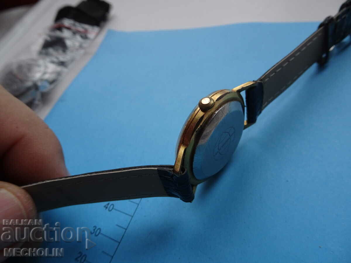COLLECTIBLE RUSSIAN WATCH ZARYA GOLD PLATED - 5