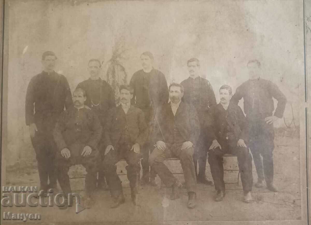 Old large photo, cardboard. with price 44.90 BGN | € 22.96