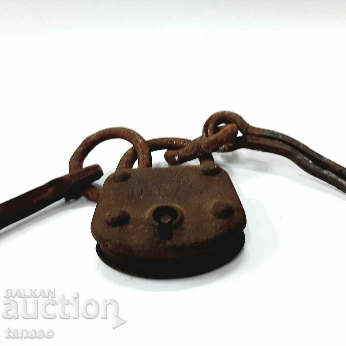 Old padlock with rings and hooks(1.6) with price 15.00 BGN | € 7.67 Old padlock with rings and hooks(1.6) with price 15.00 BGN | € 7.67