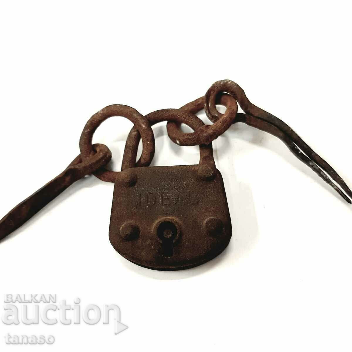 Old padlock with rings and hooks(1.6)