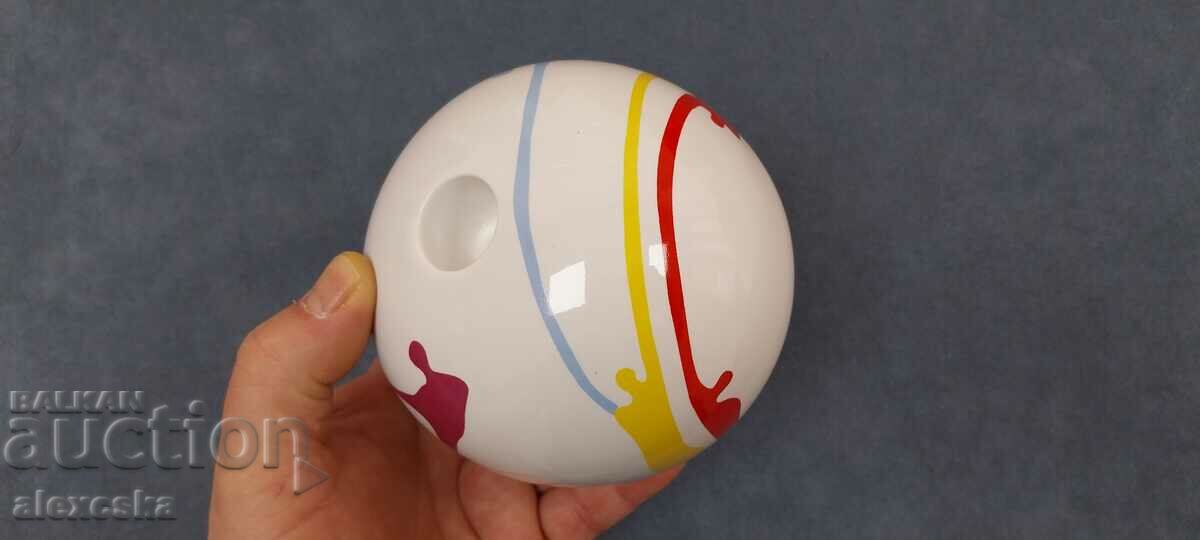 Auction Ceramic candle holder - Art design Auction Ceramic candle holder - Art design