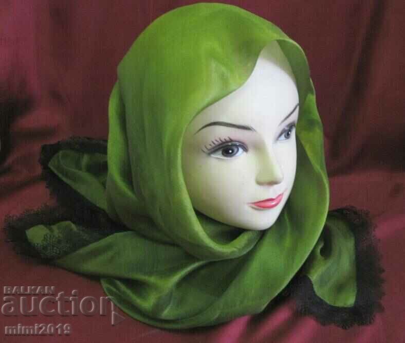 19 век Фолк Арт Копринена Дамска Зелена Кърпа за Глава