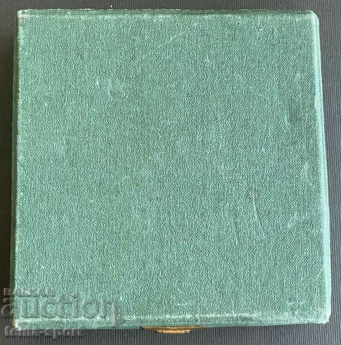 Auction 13 Bulgaria Olympic merit plaque BOK bronze Auction 13 Bulgaria Olympic merit plaque BOK bronze