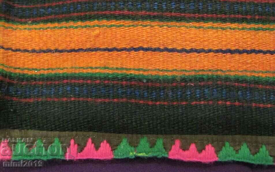 Аукцион 19 век Фолк Арт Женска Вълнена Престилка за Носия Аукцион 19 век Фолк Арт Женска Вълнена Престилка за Носия