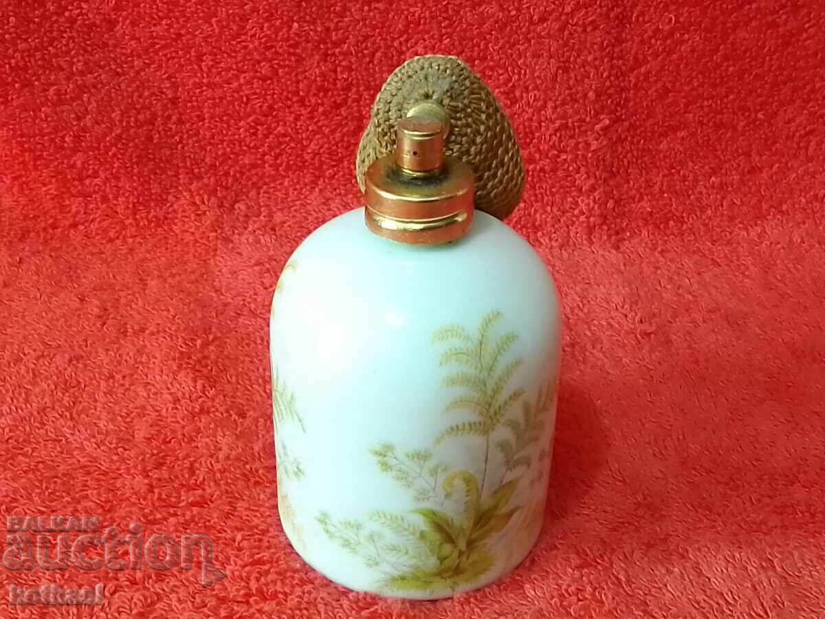 Livrarea Sticla de parfum Royal KPM din portelan vechi lucrata manual Livrarea Sticla de parfum Royal KPM din portelan vechi lucrata manual