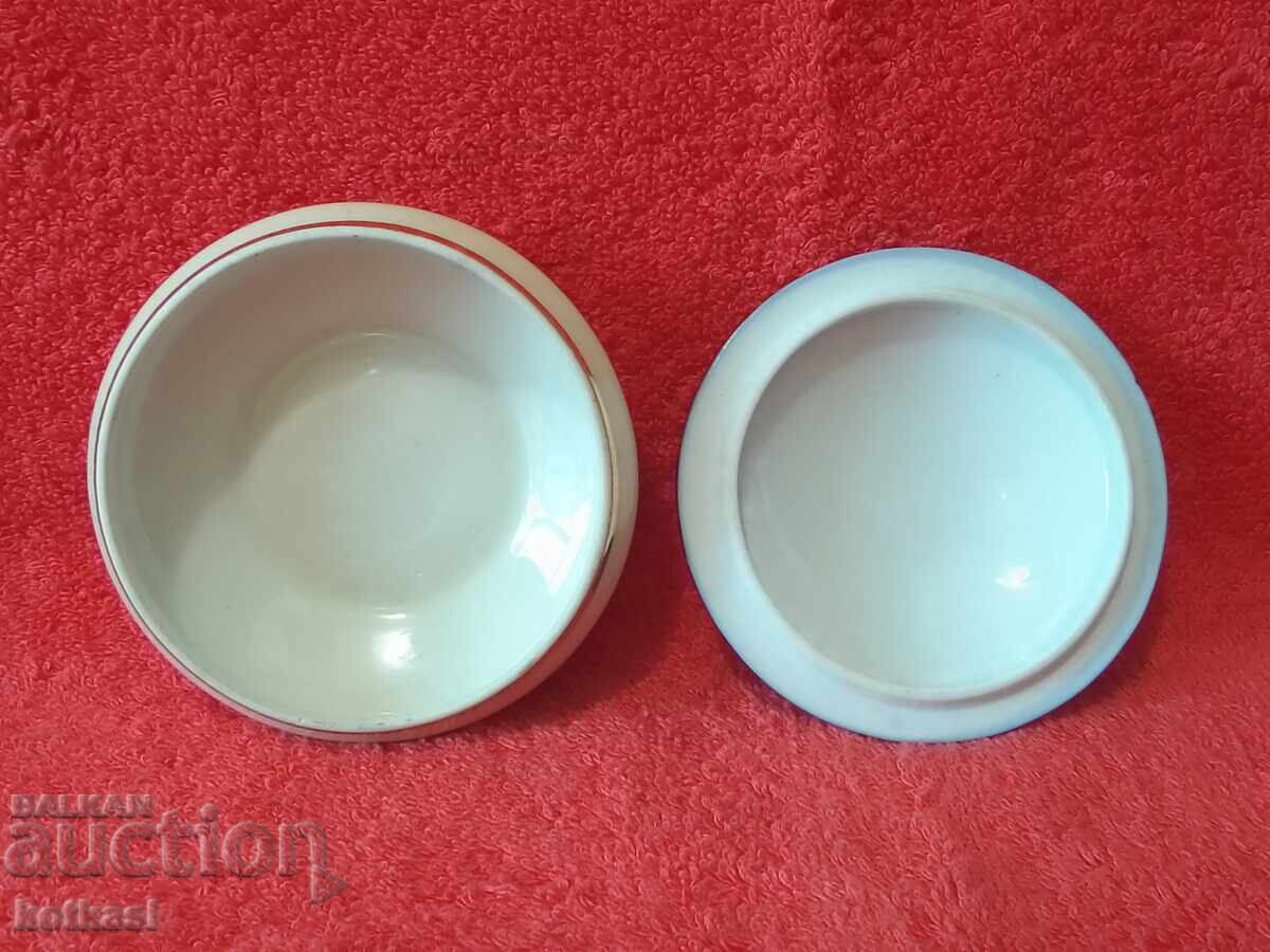 Old porcelain jewelry box marked LIMOGES drawing - 5