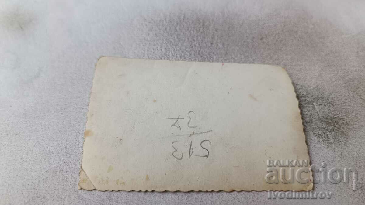 Photo Sofia Two young girls on the sidewalk with price 1.65 BGN | € 0.84