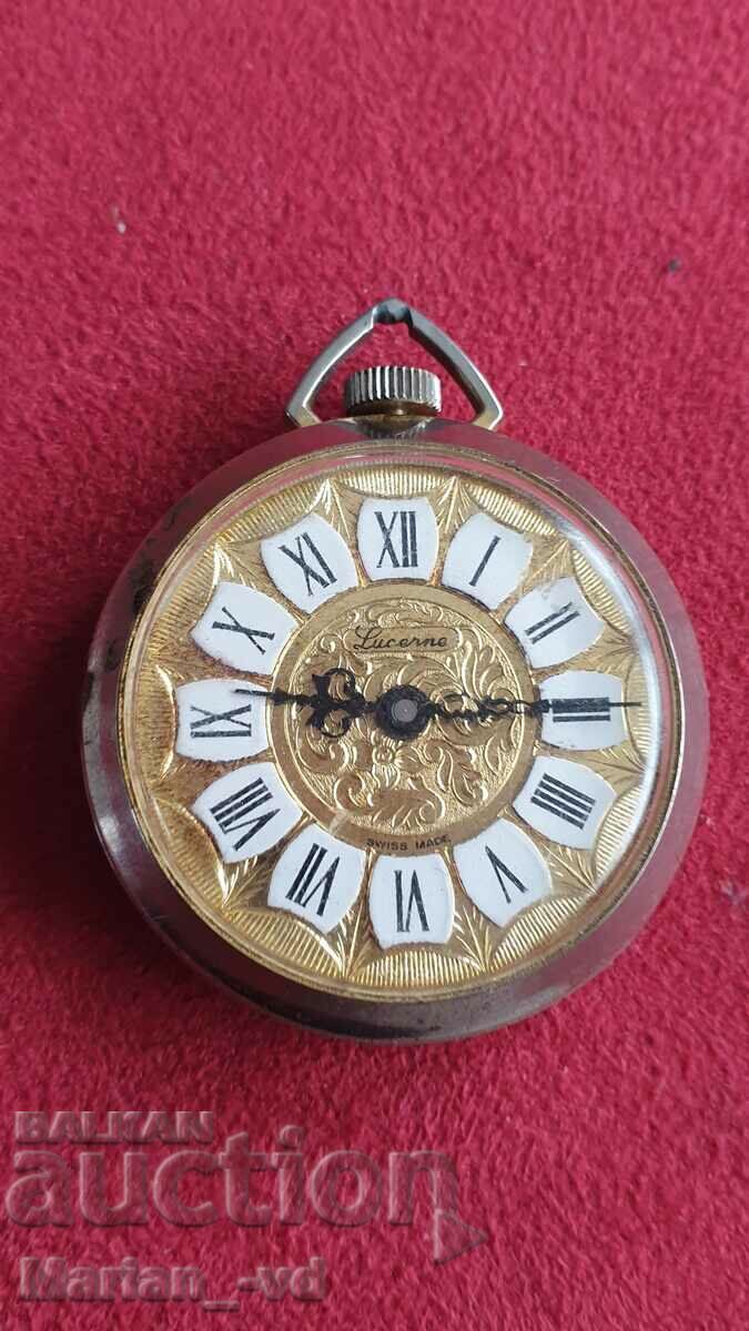 Livrarea Medalion ceas de damă LUCERNE Livrarea Medalion ceas de damă LUCERNE