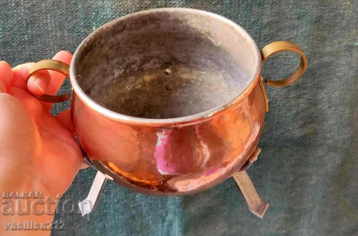 Copper vessel with price 26.00 BGN | € 13.29 Copper vessel with price 26.00 BGN | € 13.29