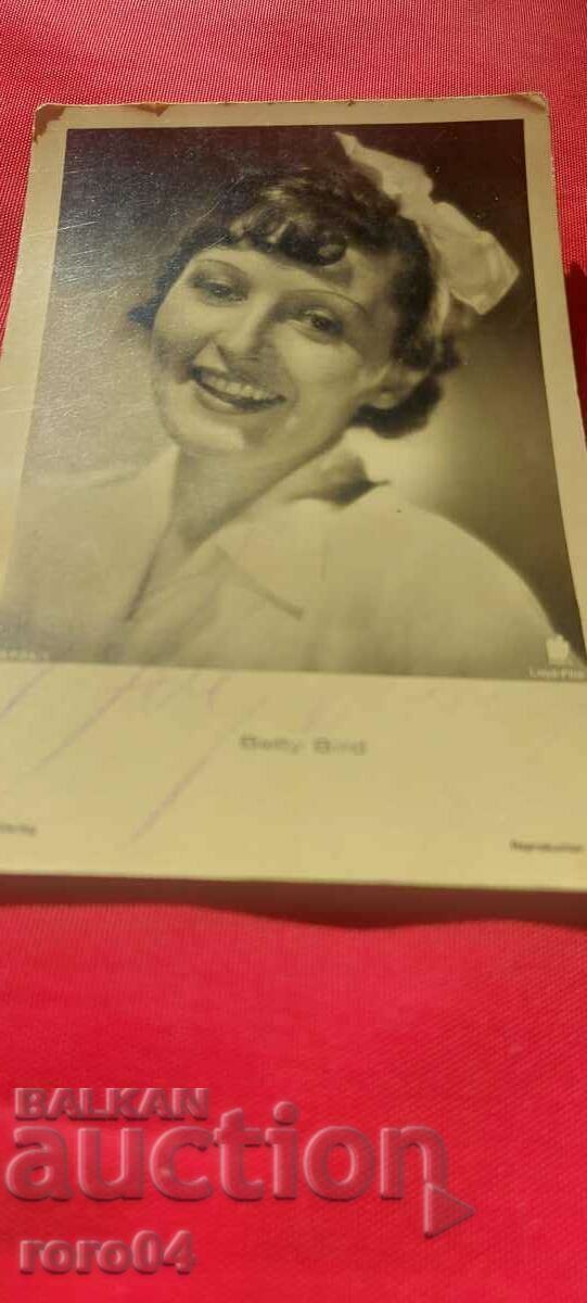 Betty Bird - AUTOGRAPH with price 35.99 BGN | € 18.40 Betty Bird - AUTOGRAPH with price 35.99 BGN | € 18.40