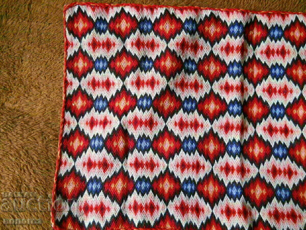 Old Turlach hand-embroidered wall carpet with price 55.00 BGN | € 28.12 Old Turlach hand-embroidered wall carpet with price 55.00 BGN | € 28.12