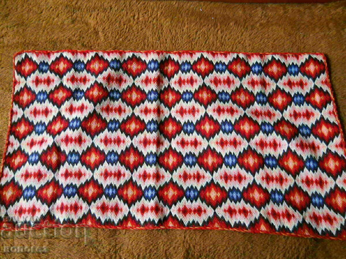 Old Turlach hand-embroidered wall carpet Old Turlach hand-embroidered wall carpet