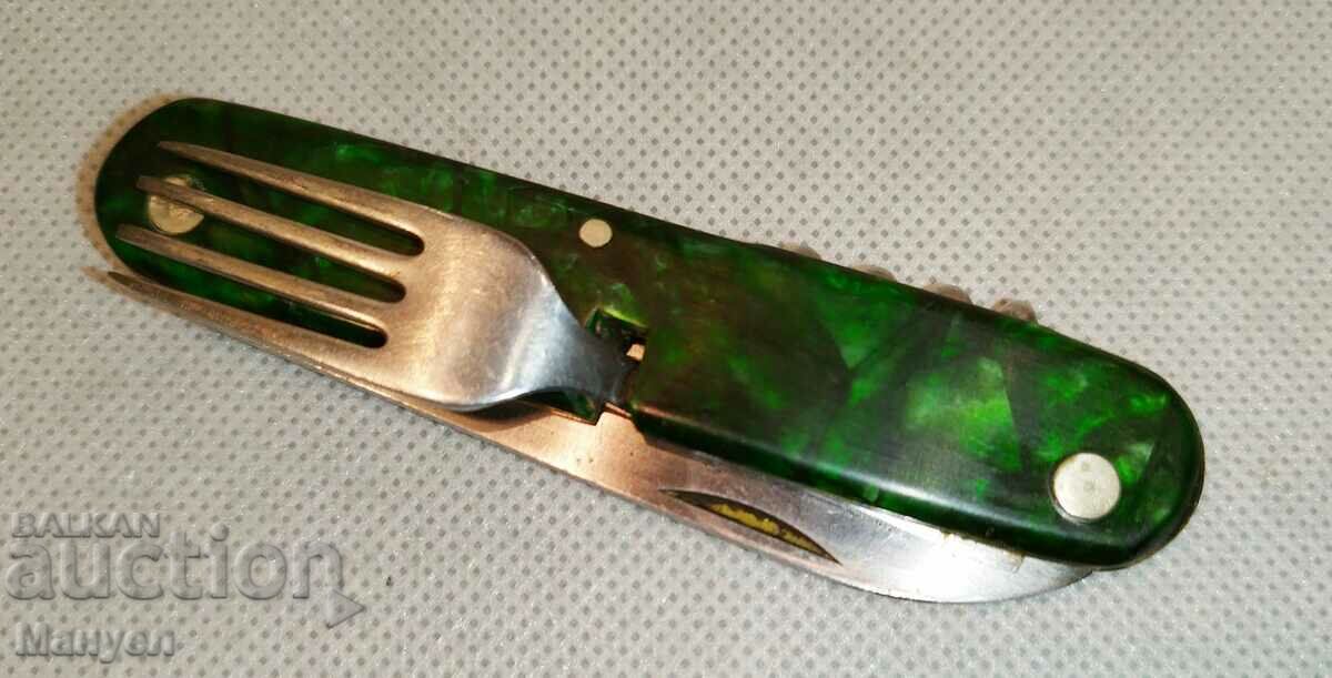 Старо  джобно ножче  " П.Данев".