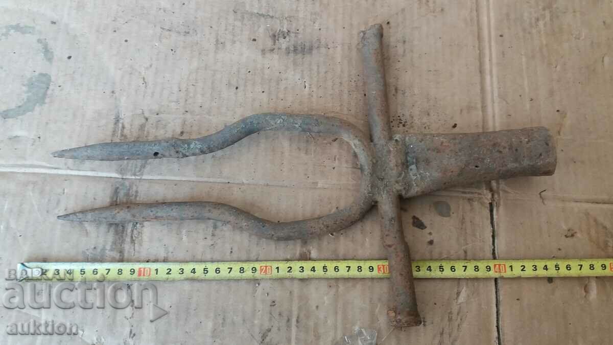 OLD BEET PICKING COTTAGE with price 7.99 BGN | € 4.09