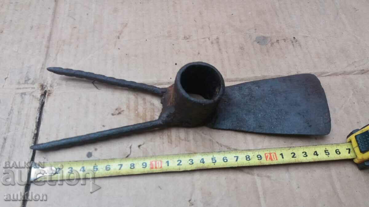 AN OLD HOE - 7 AN OLD HOE - 7