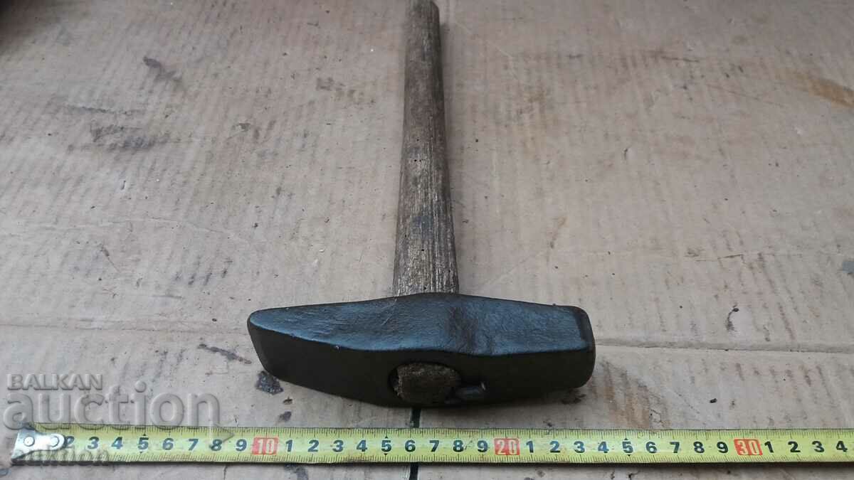 Delivery of RENAISSANCE TOOL - HAMMER Delivery of RENAISSANCE TOOL - HAMMER