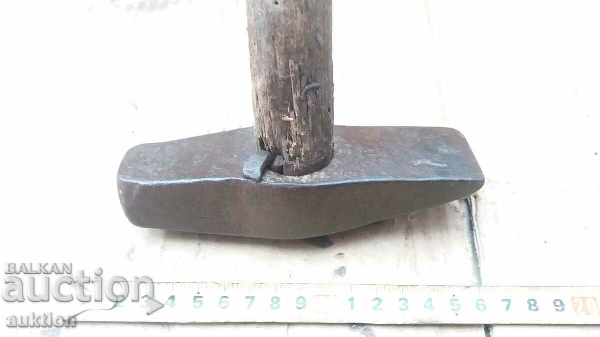 RENAISSANCE TOOL - HAMMER - 7 RENAISSANCE TOOL - HAMMER - 7