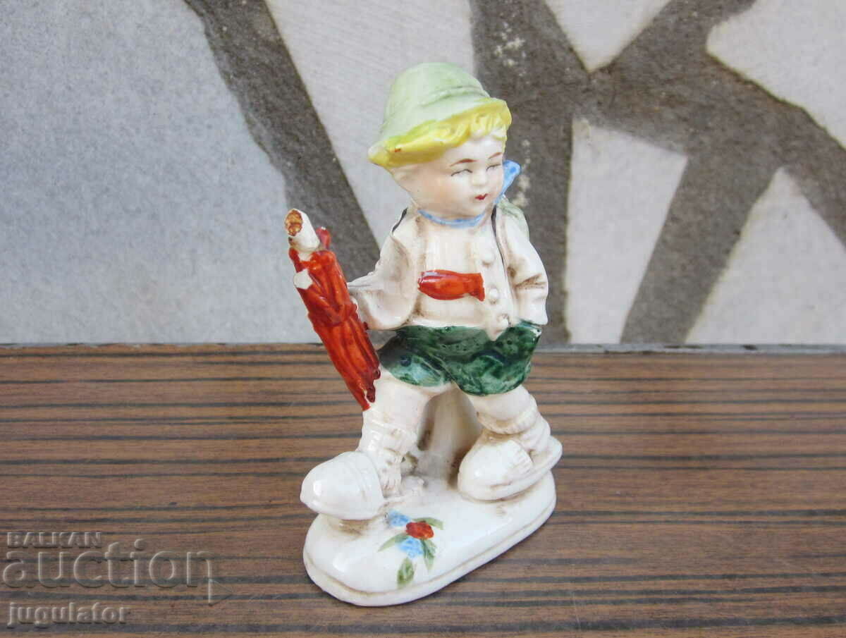 old porcelain figure statuette boy marked FOREIGN with price 20.00 BGN | € 10.23 old porcelain figure statuette boy marked FOREIGN with price 20.00 BGN | € 10.23