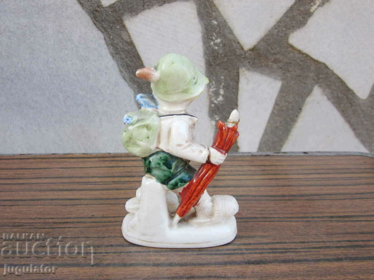 Delivery of old porcelain figure statuette boy marked FOREIGN Delivery of old porcelain figure statuette boy marked FOREIGN