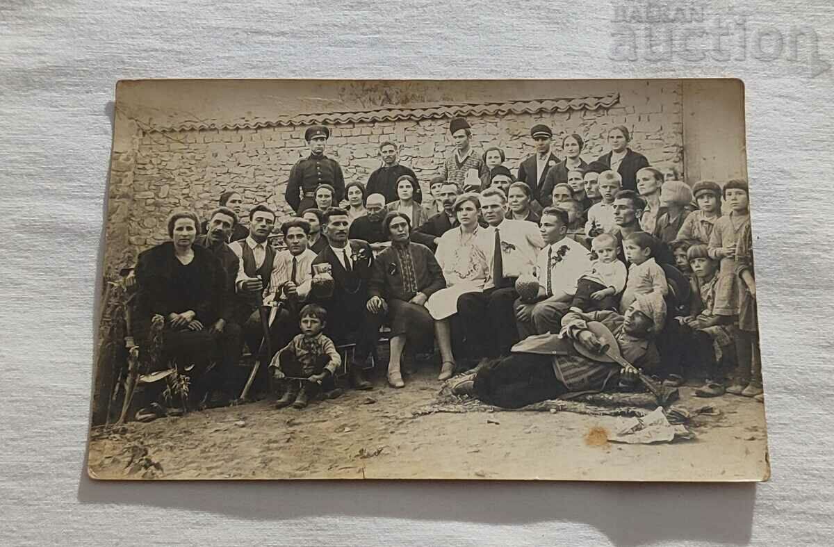 WEDDING PICTURE JUG WITH WINE MANDOLINA 193. with price 5.00 BGN | € 2.56 WEDDING PICTURE JUG WITH WINE MANDOLINA 193. with price 5.00 BGN | € 2.56