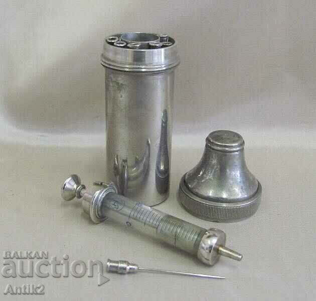 WWII Set Syringe 2cc