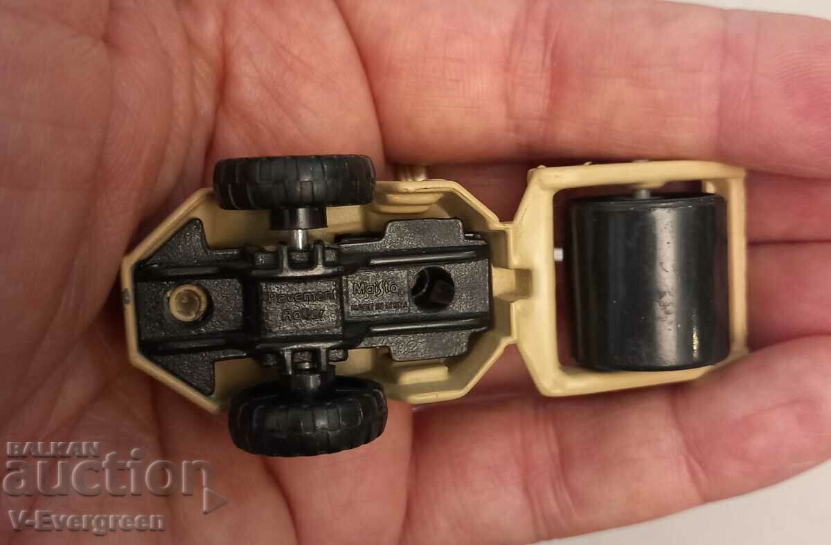 Model trolley roller 1:64 Pavement Roller Maisto - 5 Model trolley roller 1:64 Pavement Roller Maisto - 5