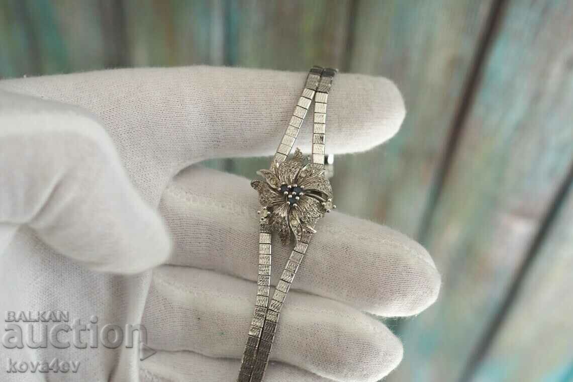 Vintage .835 silver bracelet with blue sapphires
